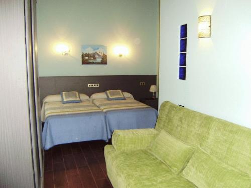 Hotel Rural Las Palmeras מוסקיז מראה חיצוני תמונה